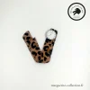 Marguerite-Collection_Montre_Argent_Maxi_L'élégante_Léopard Marronl_WEBP Marguerite Collection Montre Argent Maxi Lelegante Leopard Marronl WEBP - Montre à nouer "L'élégante" pour femmes. Avec un bracelet en tissu viscose de qualité. Plusieurs choix possibles de bracelets. Plusieurs types de cadrans proposés: Maxi dorée, Maxi argentée et Mini dorée. - 28,00 €
