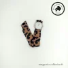 Marguerite-Collection_Montre_Dorée_Maxi_L'élégante_Léopard Marronl_WEBP Marguerite Collection Montre Doree Maxi Lelegante Leopard Marronl WEBP - Montre à nouer "L'élégante" pour femmes. Avec un bracelet en tissu viscose de qualité. Plusieurs choix possibles de bracelets. Plusieurs types de cadrans proposés: Maxi dorée, Maxi argentée et Mini dorée. - 28,00 €